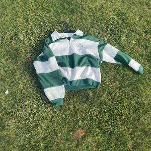 Green and white New York Manhattan sweater